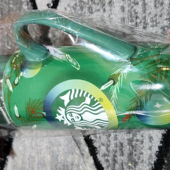 STARBUCKS 2020 RETIRED CHRISTMAS TREE LIGHTS TALL GREEN 16 OZ MUG CUP - Picture 2 of 10